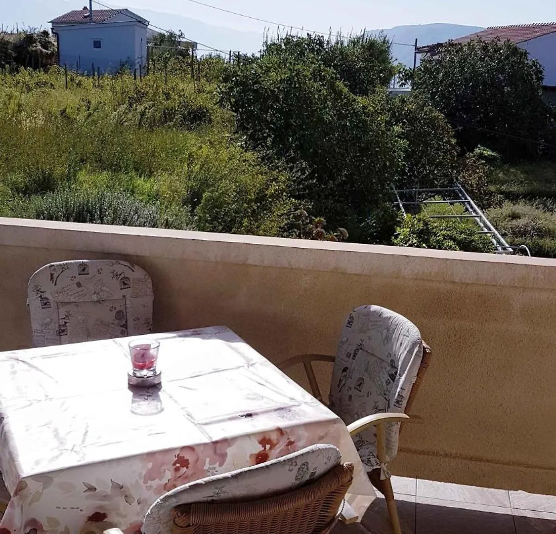 Apartment In Lopar With Two-Bedrooms 1